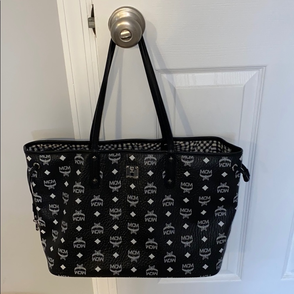 Perfect ConditIon, Authentic Reversible MCM tote